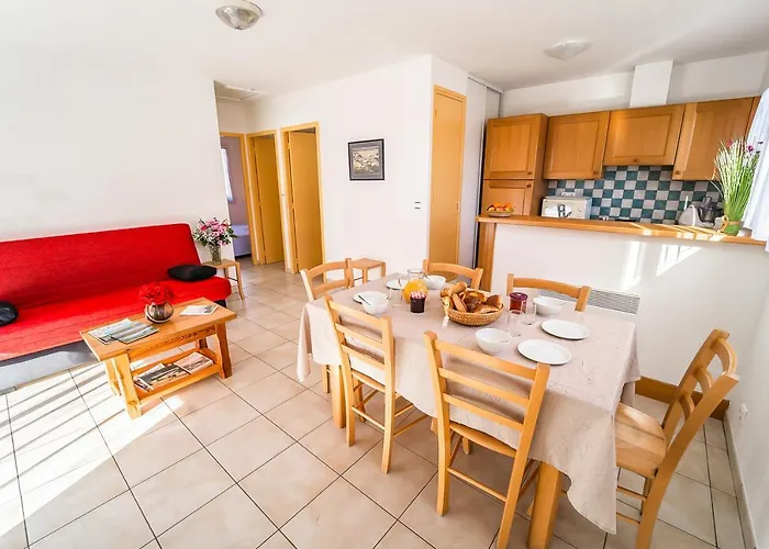 Les De La Vallee Du Bes *